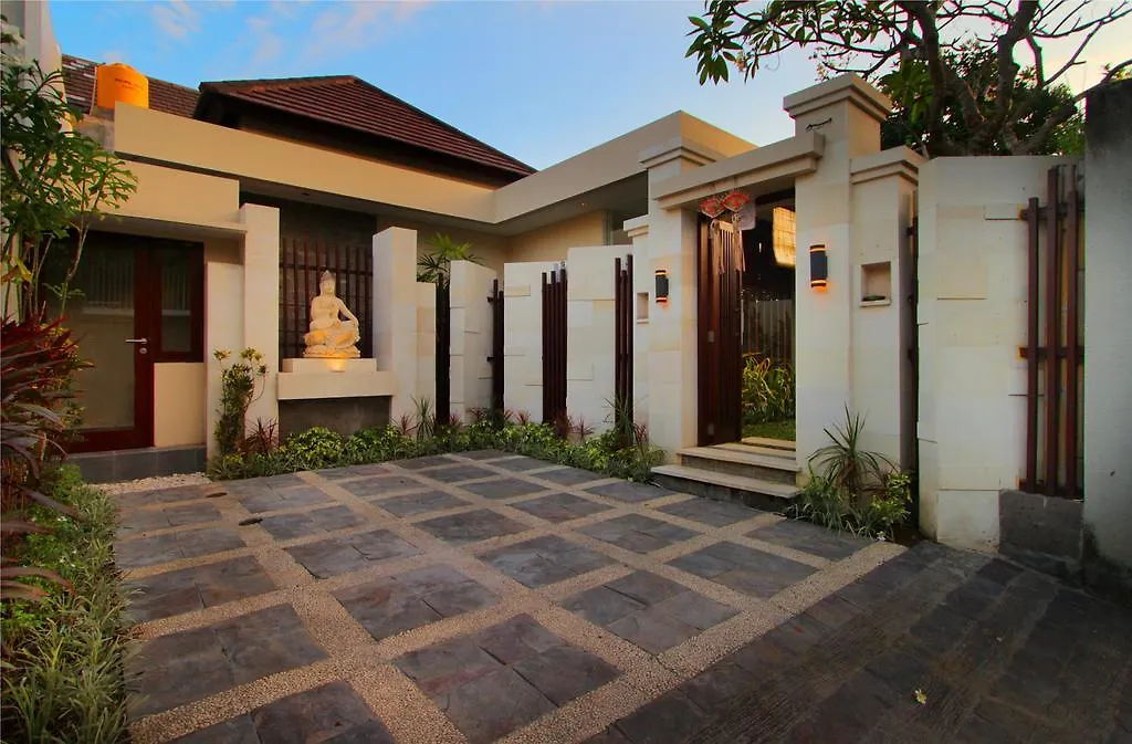 סמיניאק The Murdha Villa